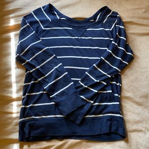 Mid sleeve Hollister top